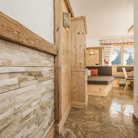 Hanserhof Apartment *